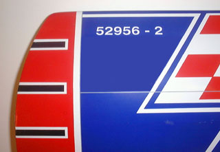 a00142 wing tip graphics.jpg (23429 bytes)