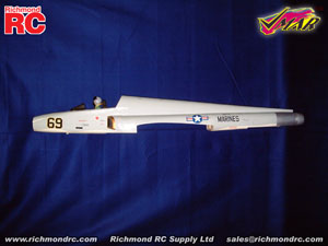 f590g_fuselage_leftside_270k000_20070321_2832x2128x72_300w08q