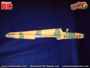 f590u_fuselage_rightside_100k005_20070321_2832x2128x72_300w08q