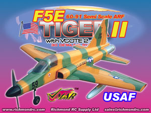 f590u_leftfront_330V030_20050130_2832x2128x300_brand_logo_grad_300w08q
