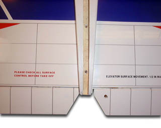 a00142 horiz stab installation first step copy.jpg (17193 bytes)
