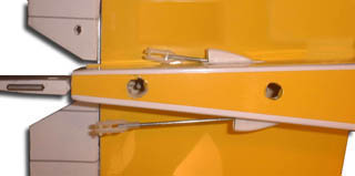 a00142 vert stab bolts from bottom copy.jpg (13494 bytes)