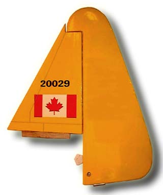 c0024cverticalstabandrudder.jpg (14420 bytes)