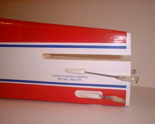 extra300redfuselagegraphicswarning.jpg (14194 bytes)